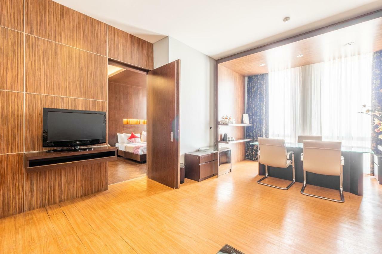 Collection O 991 D'Batoe Boutique Hotel Бандунг Экстерьер фото