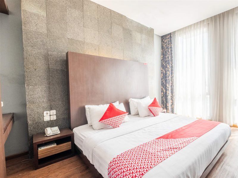 Collection O 991 D'Batoe Boutique Hotel Бандунг Экстерьер фото