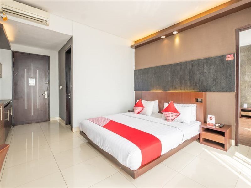 Collection O 991 D'Batoe Boutique Hotel Бандунг Экстерьер фото